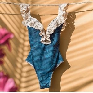 Capittana swimsuit Leonor Denim look